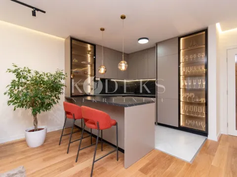 Rent, two bedroom apartment, 105m², Central Point, Podgorica - image 2