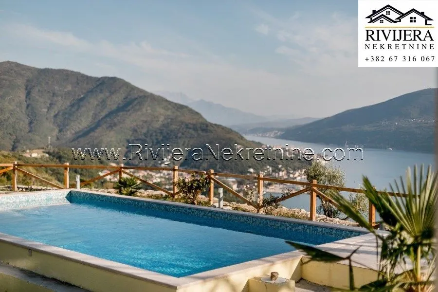 Prodaja, trosoban stan, 149m², Podi, Herceg Novi