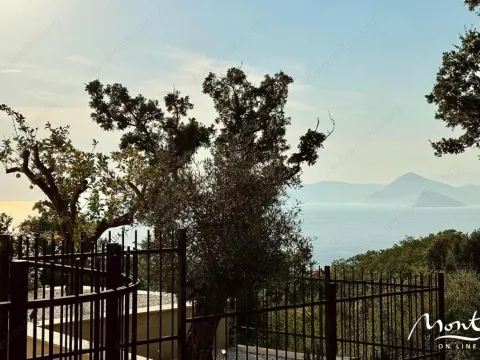 Sale, house, 650m², Reževići, Budva - image 23