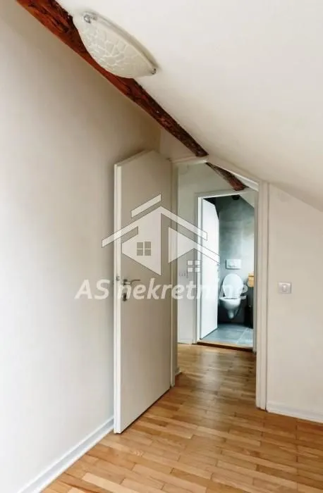 Rent, two bedroom apartment, 45m², Stari Grad, Beograd
