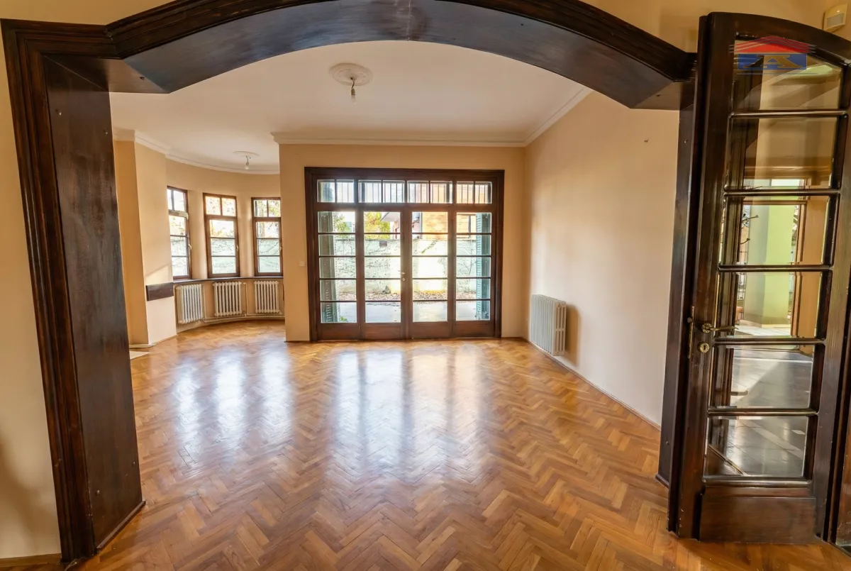 Sale, house, 298m², Jodna Banja, Novi Sad Sve Podlokacije