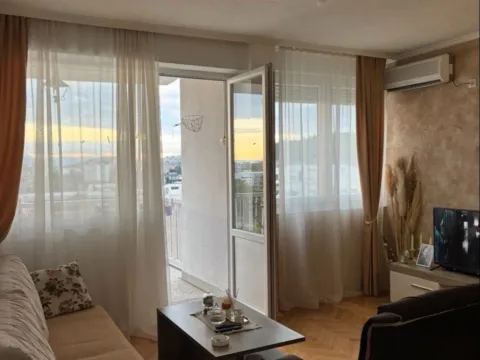 Prodaja, jednosoban stan, 48m², Pejton, Podgorica - image 5
