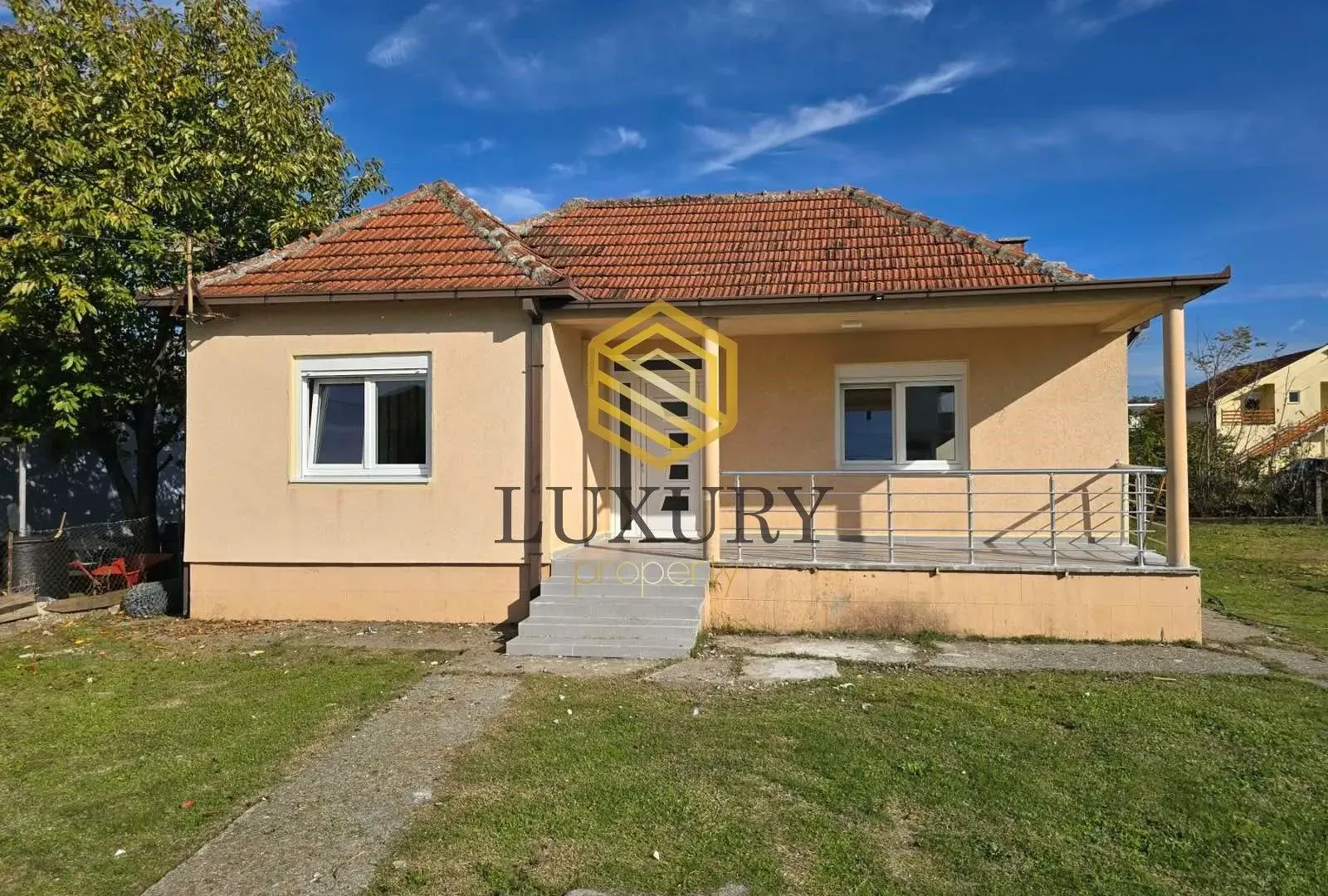 Izdavanje, kuća, 75m², Gornja Gorica, Podgorica