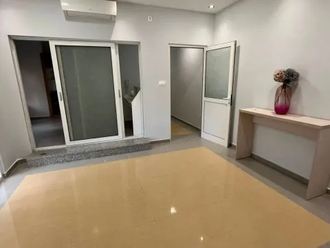 Rent, office space, 100m², Centar, Podgorica - image 3