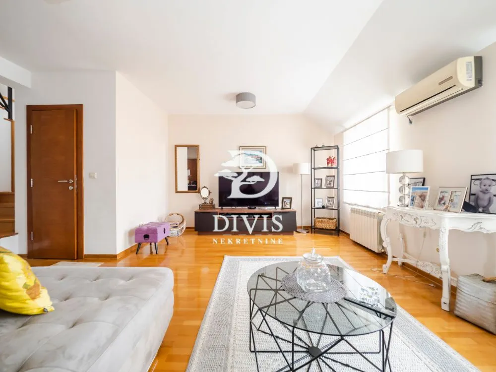 Prodaja, trosoban stan, 94m², Lion, Zvezdara Sve Podlokacije