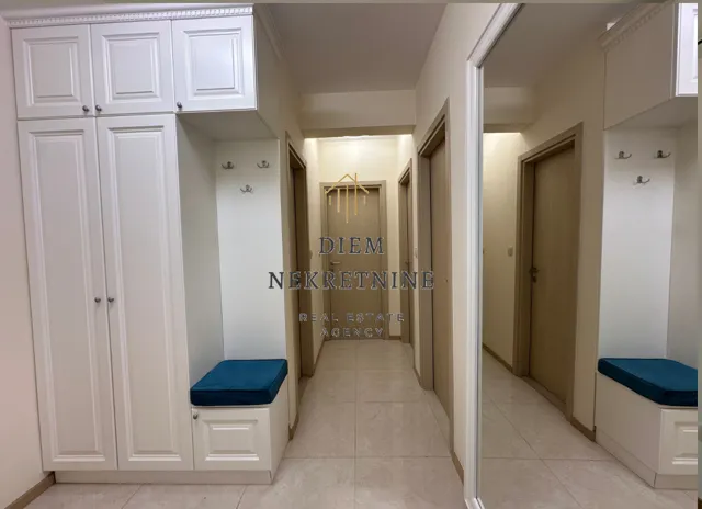 Izdavanje, dvosoban stan, 68m², City Kvart, Podgorica