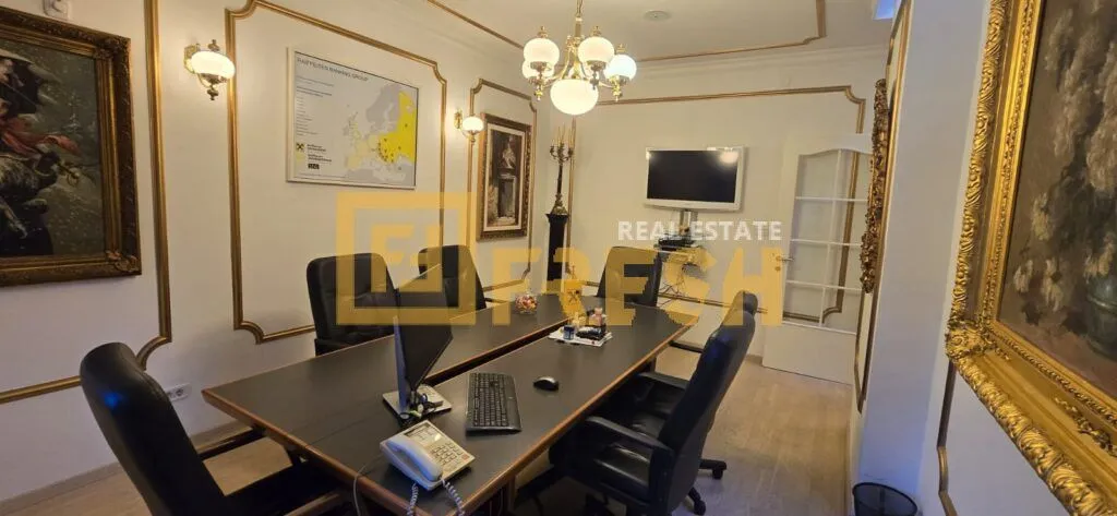 Izdavanje, poslovni prostor, 40m², Centar, Podgorica