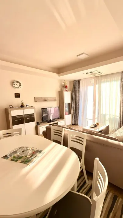 Rent, two bedroom apartment, 87m², Centar, Budva