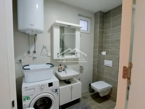 Izdavanje, dvosoban stan, 37m², Đeram Pijaca, Beograd - image 12