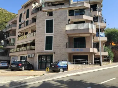 Sale, apartment, 61m², Petrovac, Budva - image 5