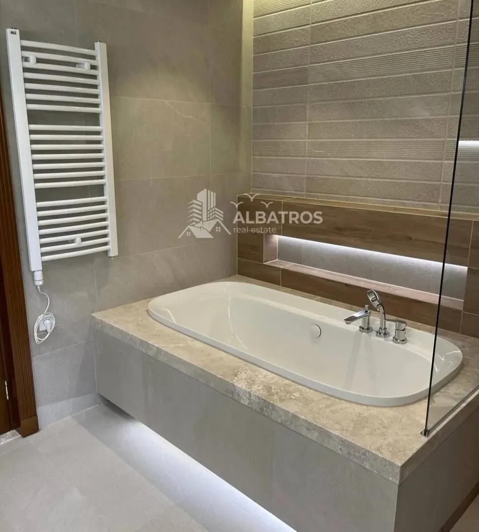 Sale, house, 240m², Bar, Crna Gora