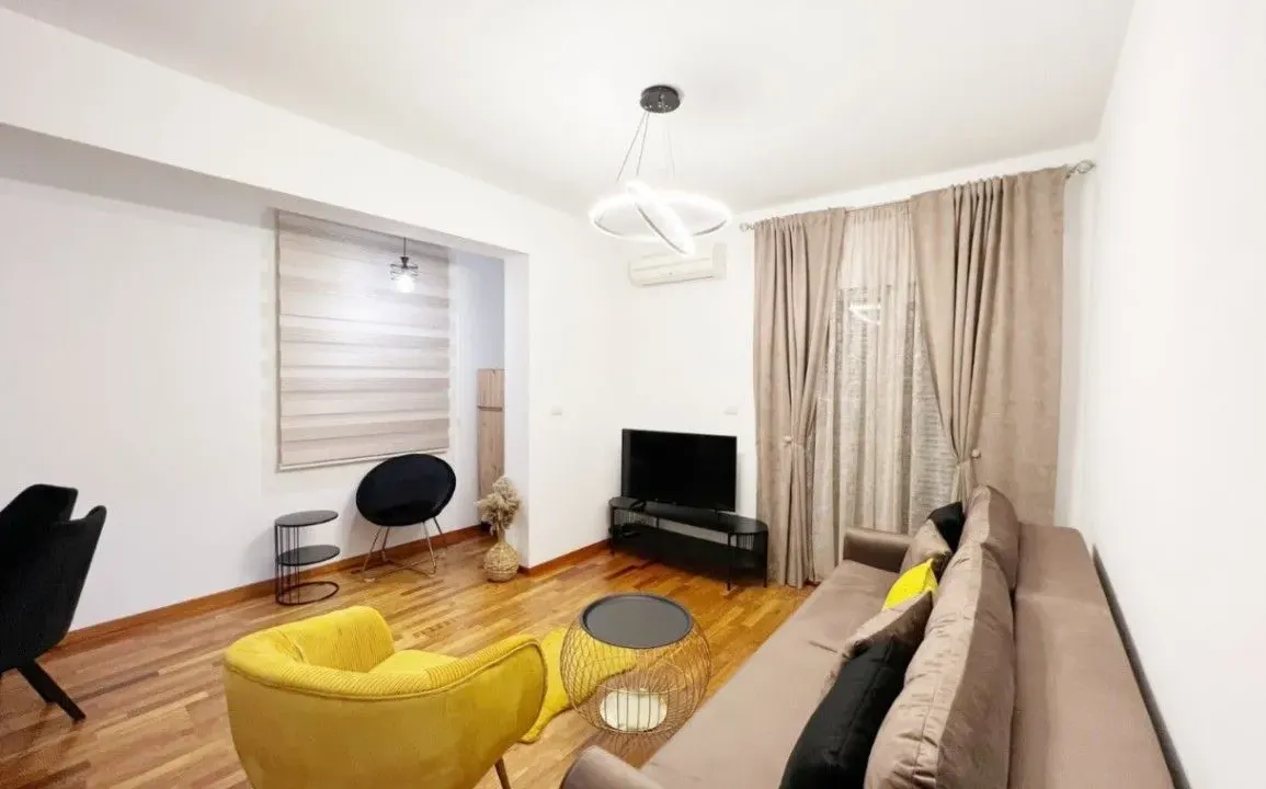 Izdavanje, dvosoban stan, 68m², City Kvart, Podgorica