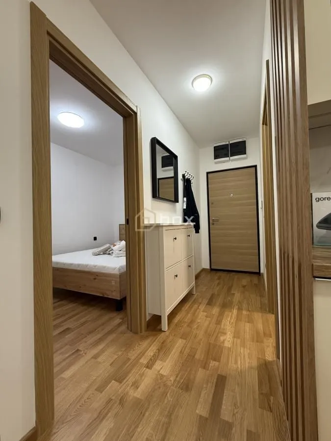 Rent, one bedroom apartment, 38m², Medijana, Niš