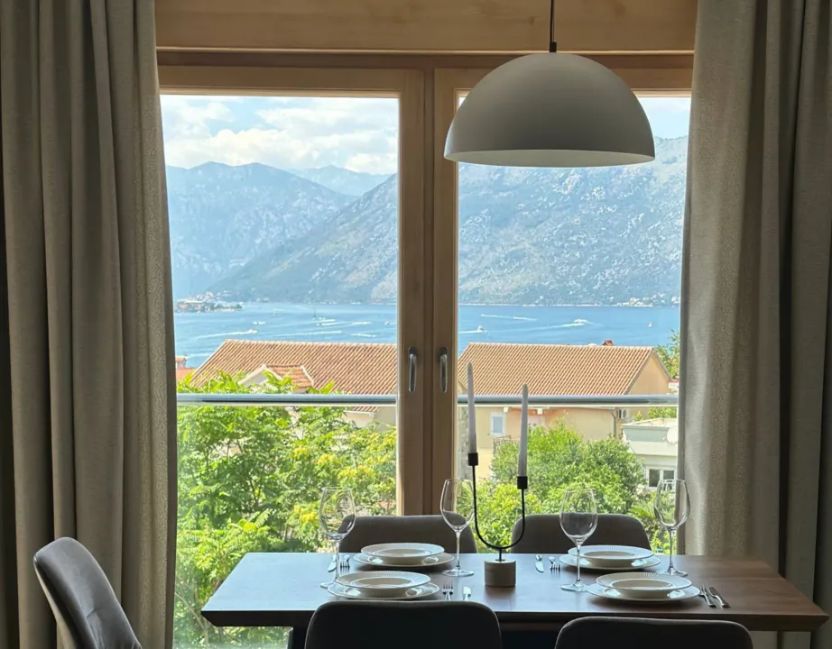 Sale, one bedroom apartment, 51m², Dobrota, Kotor