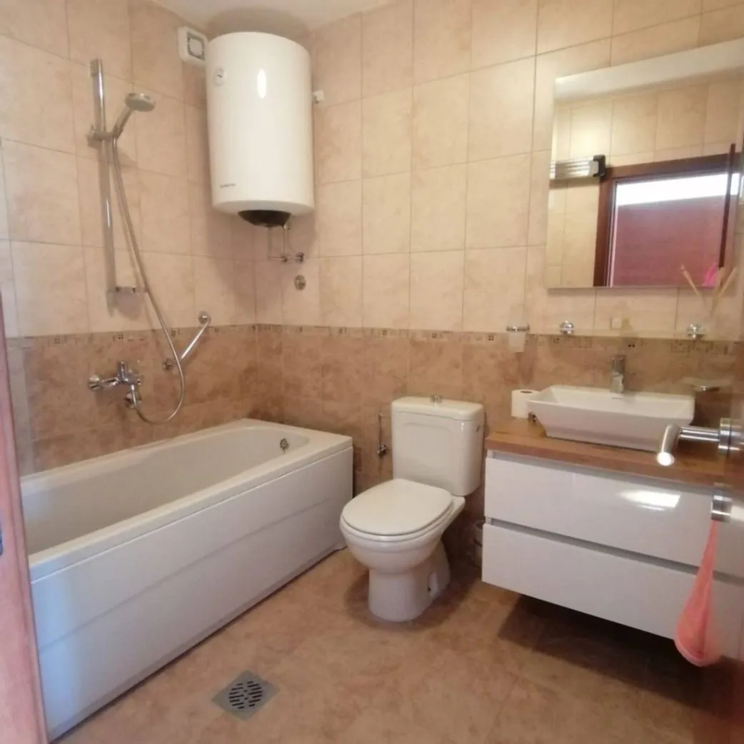 Sale, two bedroom apartment, 98m², Bečići, Budva