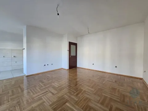 Sale, two bedroom apartment, 73m², Dalmatinska ulica, Podgorica - image 4