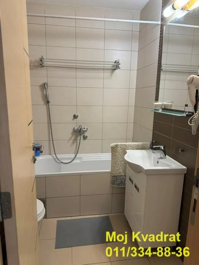 Izdavanje, dvosoban stan, 41m², Stari Grad, Beograd