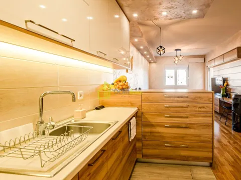 Prodaja, jednosoban stan, 51m², Tuški Put, Podgorica - image 14