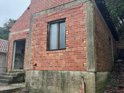 Prodaja, kuća, 60m², Trebesinj, Herceg Novi - image 1