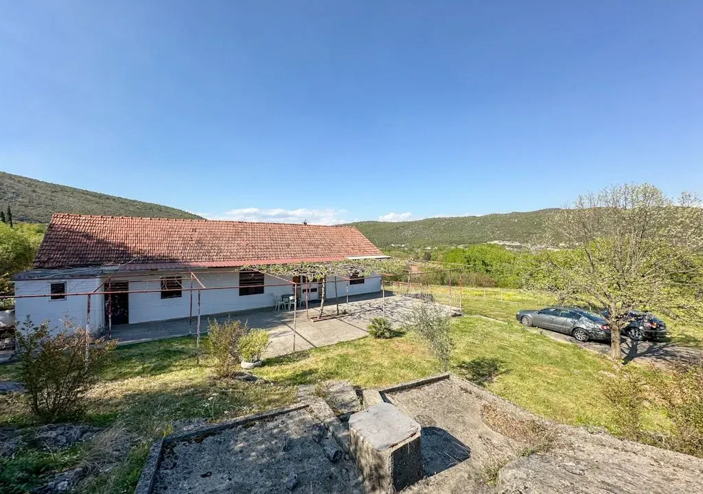 Sale, house, 168m², Beri, Podgorica