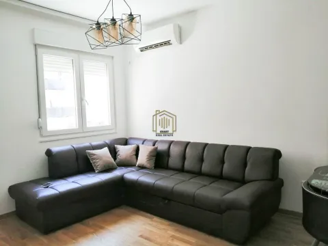 Prodaja, jednosoban stan, 43m², City Kvart, Podgorica - image 3