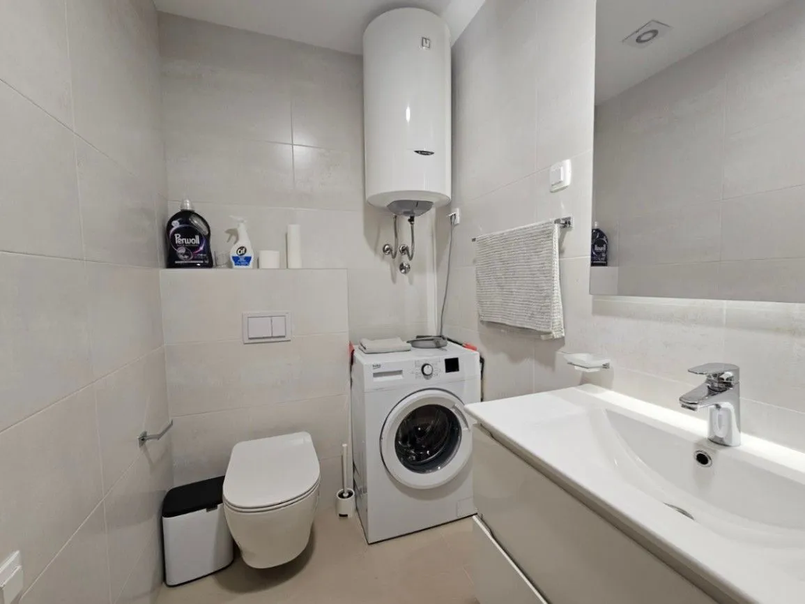 Izdavanje, dvosoban stan, 69m², Master Kvart, Podgorica