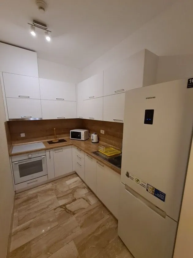 Rent, one bedroom apartment, 77m², Budva, Crna Gora