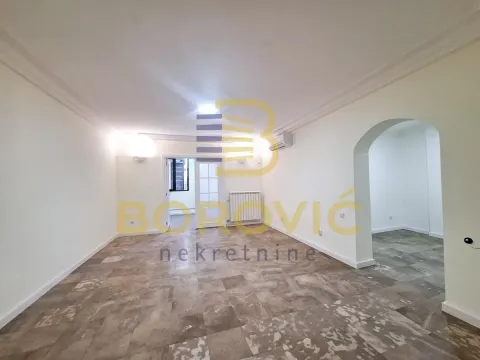 Rent, four bedroom apartment, 65m², Lekino Brdo, Voždovac Sve Podlokacije - image 4