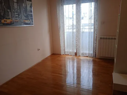 Sale, two bedroom apartment, 70m², Preko Morače, Podgorica - image 10