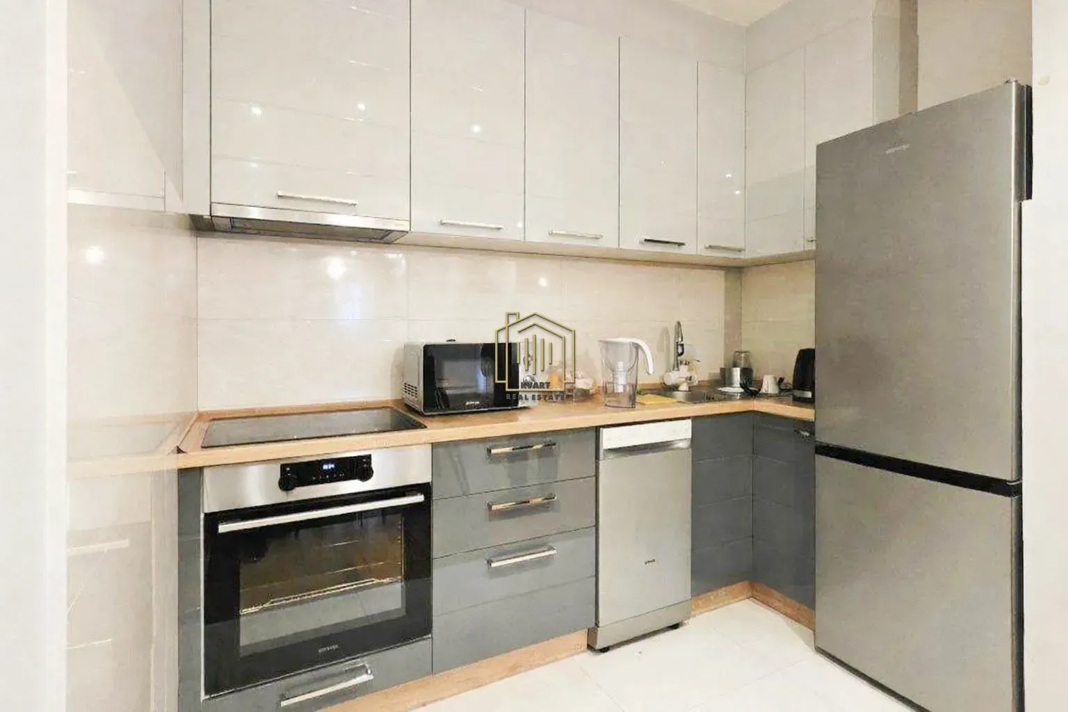 Izdavanje, jednosoban stan, 50m², Central Point, Podgorica