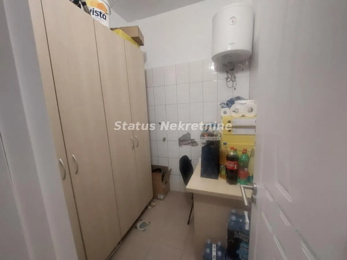 Rent, office space, 120m², Stari grad, Novi Sad