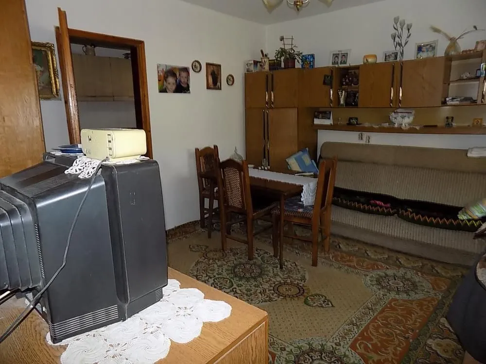 Prodaja, kuća, 220m², Centar, Jagodina