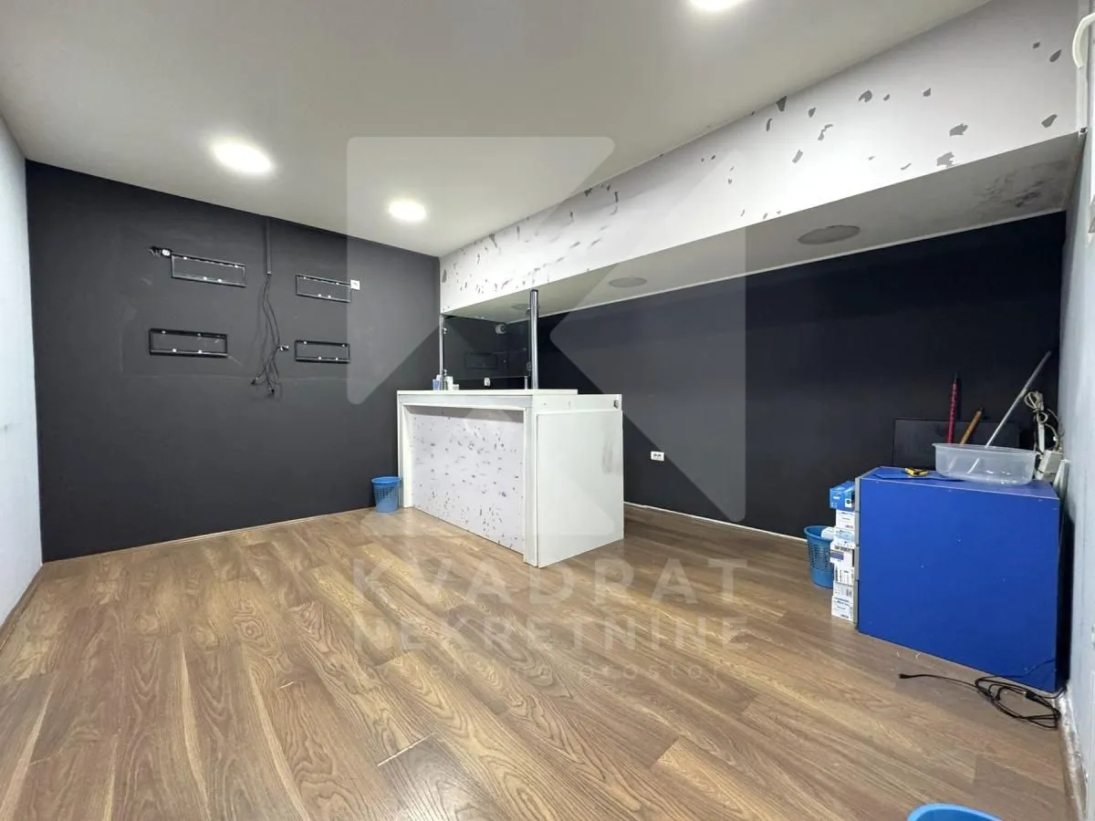 Izdavanje, poslovni prostor, 40m², Murtovina, Podgorica