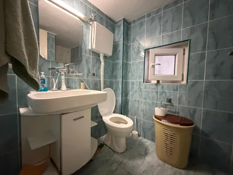 Rent, two bedroom apartment, 75m², Krašići, Tivat - image 10