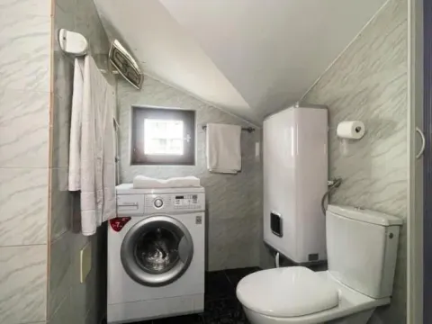 Prodaja, trosoban stan, 59m², Petrovac, Budva - image 9