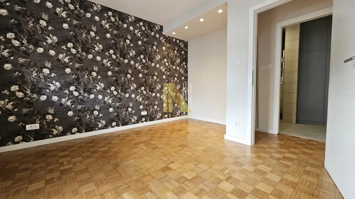 Prodaja, trosoban stan, 71m², Podbara, Novi Sad Sve Podlokacije
