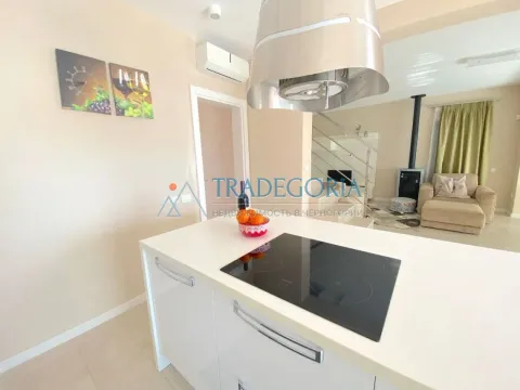 Prodaja, trosoban stan, 200m², Reževići, Budva - image 9
