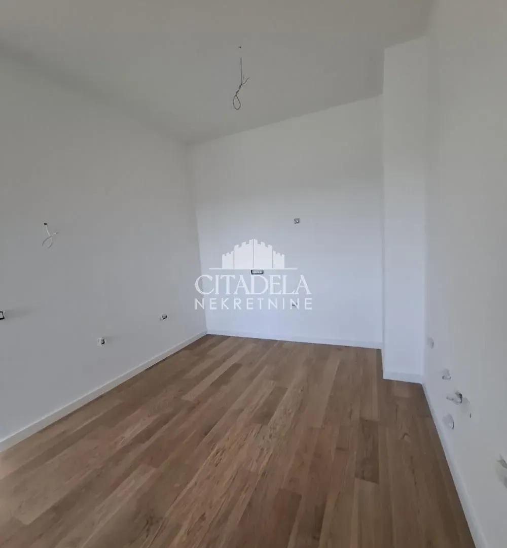 Sale, four bedroom apartment, 143m², Čukarica, Beograd