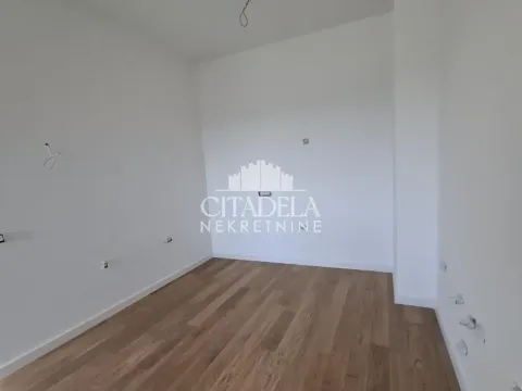 Prodaja, četvorosoban stan, 143m², Čukarica, Beograd - image 3