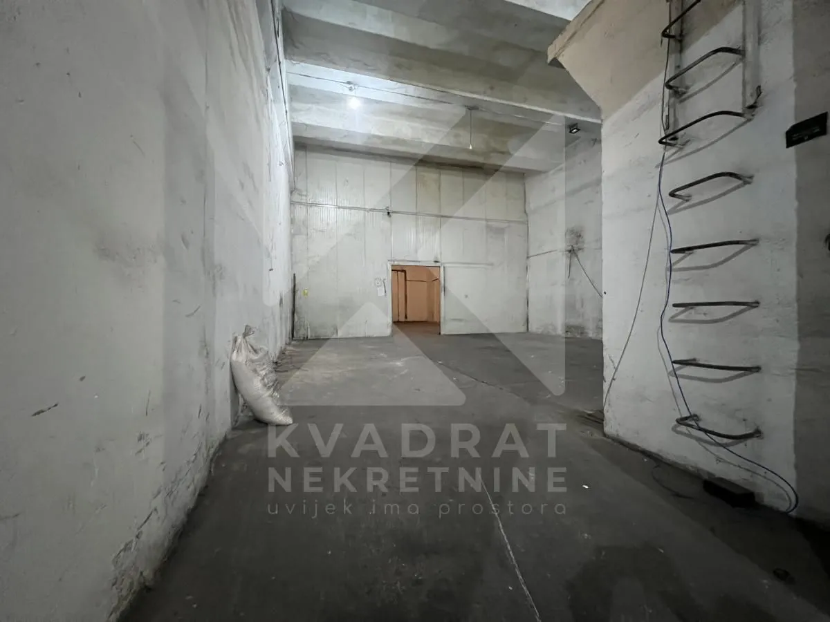 Rent, office space, 1500m², Tuški Put, Podgorica