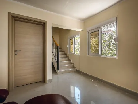 Sale, house, 150m², Krašići, Tivat - image 4