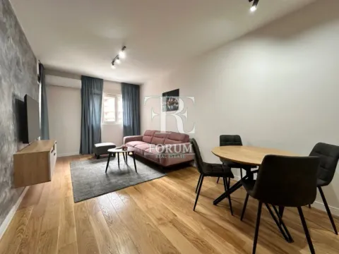 Izdavanje, jednosoban stan, 50m², Central Point, Podgorica - image 4