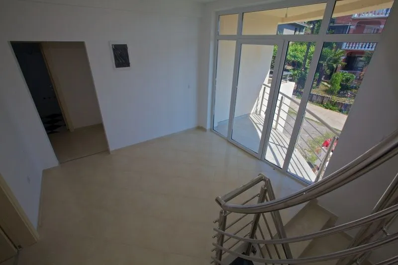 Sale, house, 404m², Utjeha, Bar