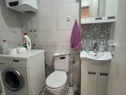 Rent, three bedroom apartment, 76m², Zvezdara Sve Podlokacije, Beograd - image 12