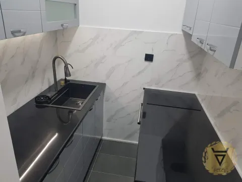 Izdavanje, trosoban stan, 54m², Savski Venac, Beograd - image 5