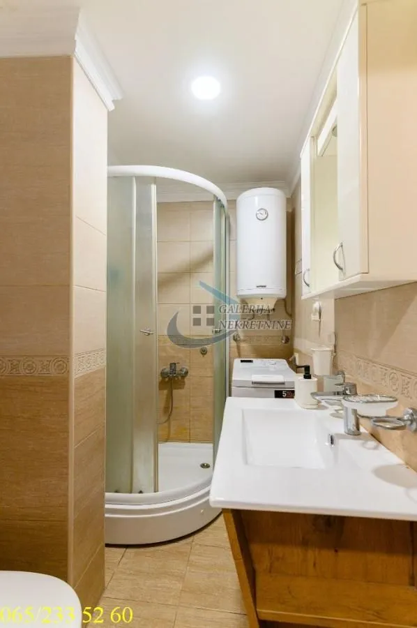Rent, three bedroom apartment, 62m², Stari Grad, Beograd