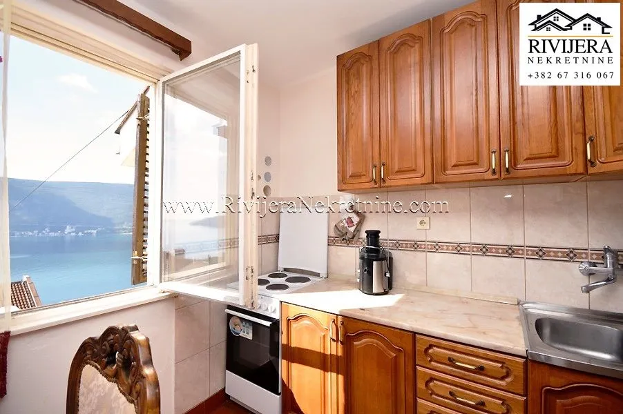 Prodaja, jednosoban stan, 52m², Herceg Novi, Crna Gora