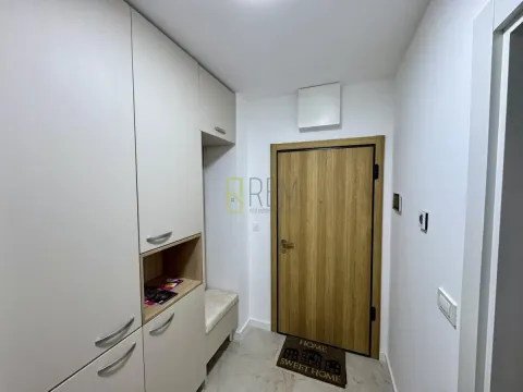 Izdavanje, jednosoban stan, 55m², Tološka šuma, Podgorica - image 7