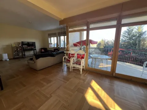 Izdavanje, kuća, 158m², Sremska Kamenica, Petrovaradin - image 9