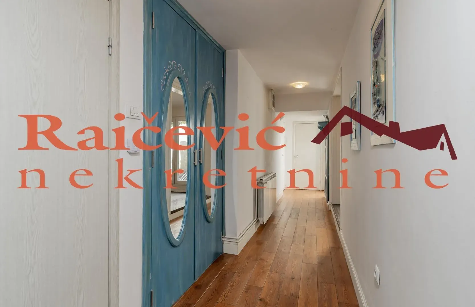 Sale, three bedroom apartment, 82m², Kalenić Pijaca, Vračar Sve Podlokacije